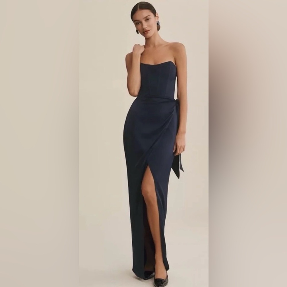 Victoria Chapman June Dress in Navy